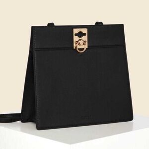 NWT CAFUNE Black Leather Stance Clasp C-Lock Shoulder Bag